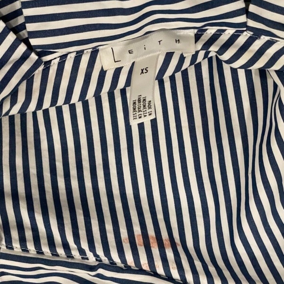 Leith One‎ Shoulder Womens Lng Slve Striped Blouse with Ruffles Navy/White XS - Picture 5 of 6